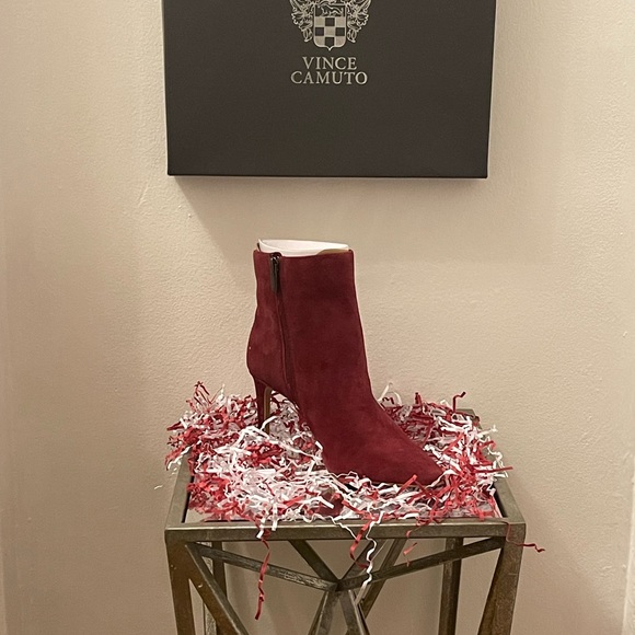 VINCE CAMUTO | Allost Fire Brick Suede Stiletto Booties - Picture 3 of 9